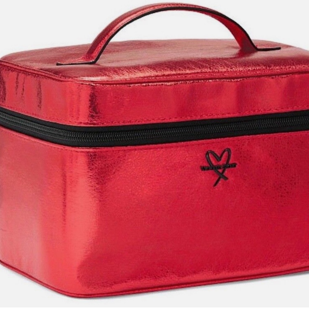 NWT Victorias Secret LE Metallic RED Crackle Train Case NWT Makeup Travel Case - Picture 2 of 4